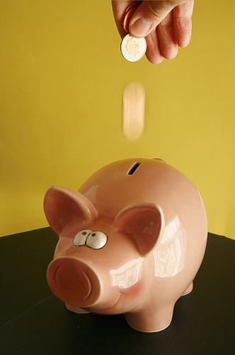 Campaña de captación de nóminas: Bancos y cajas quieren encadenar nuestros ahorros